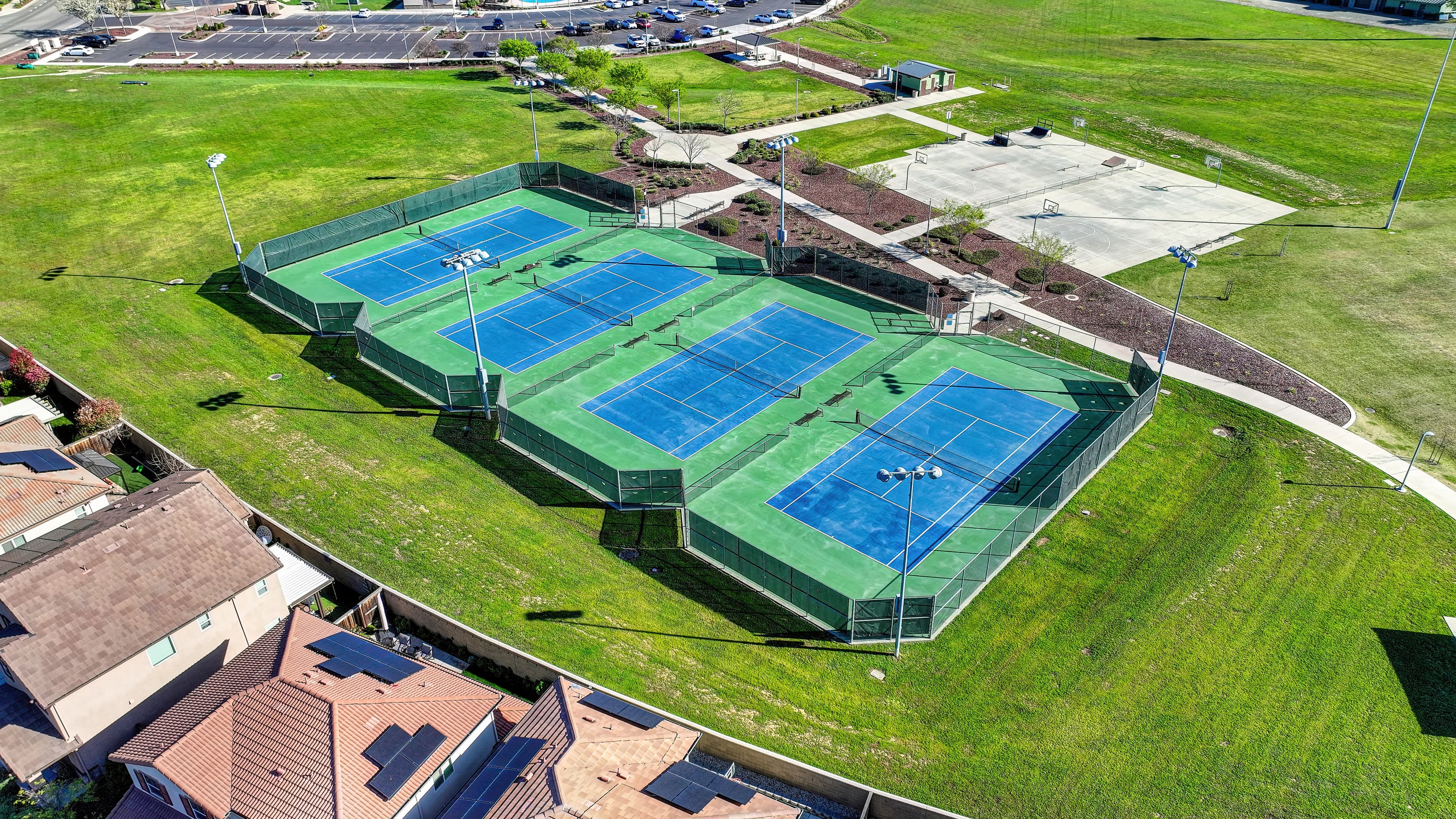 1057 Lincolnshire Cir Photo 14