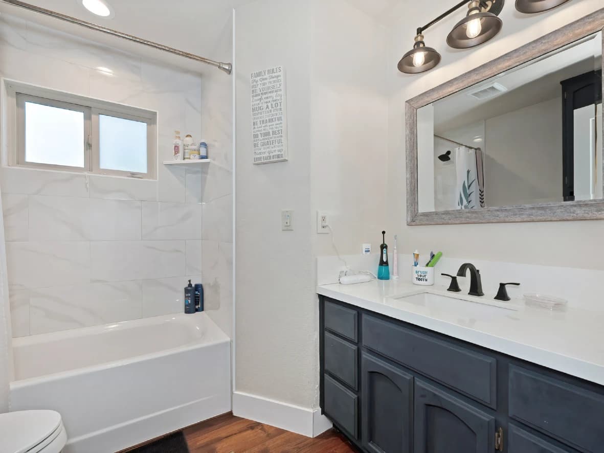 201 Poet Smith Dr Photo 5