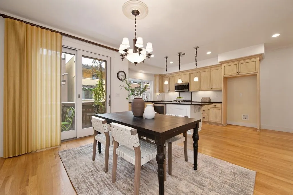 2010 Vizcaya Walk Photo 9