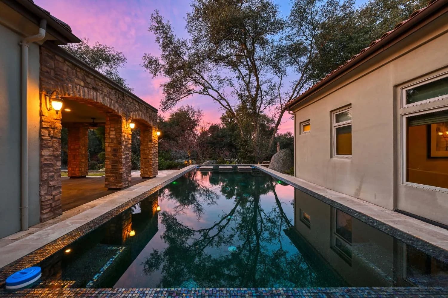 5748 Avenida Robles Photo 15