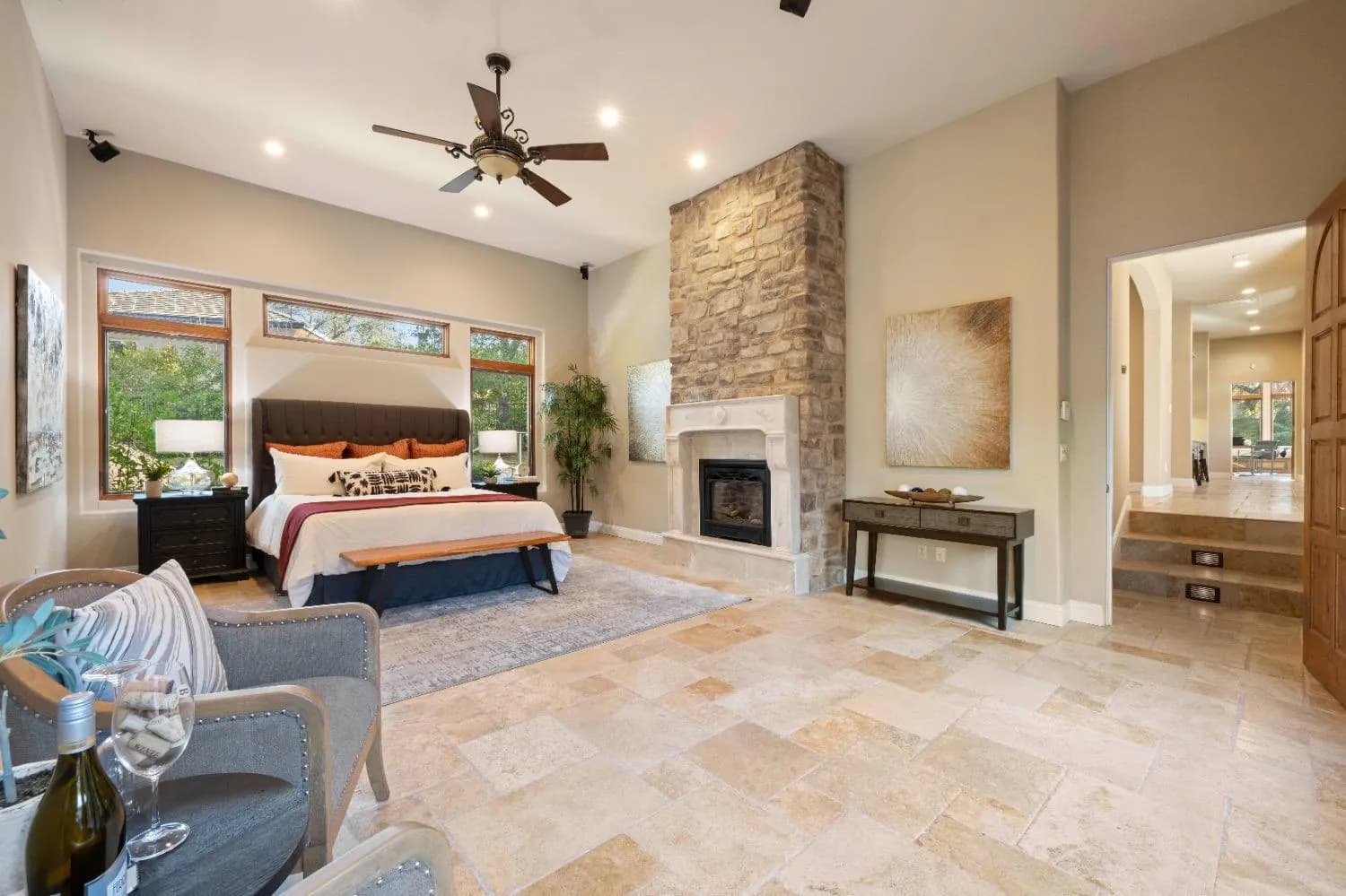 5748 Avenida Robles Photo 9