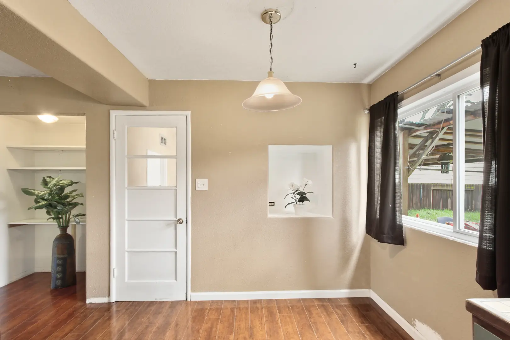 7610 Community Dr Photo 16