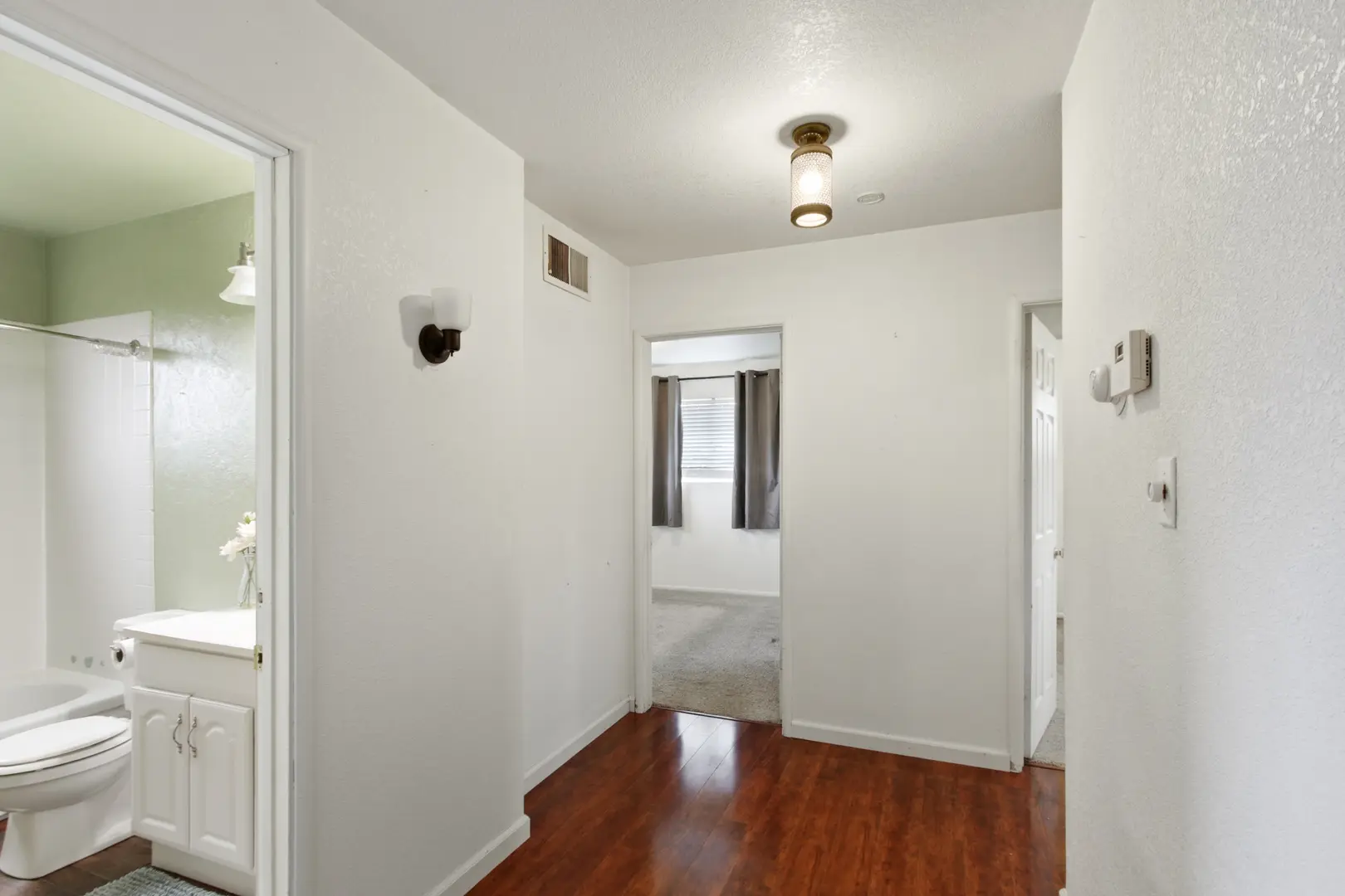 7610 Community Dr Photo 18