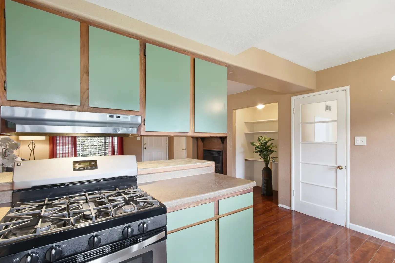 7610 Community Dr Photo 15