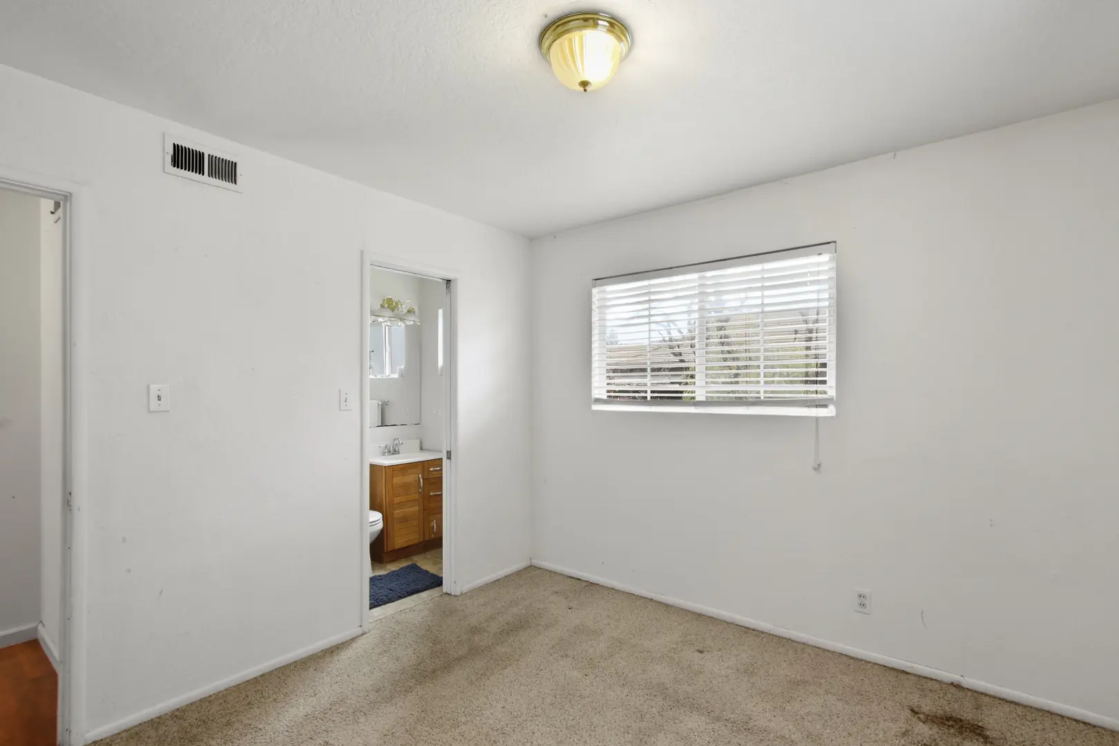 7610 Community Dr Photo 19