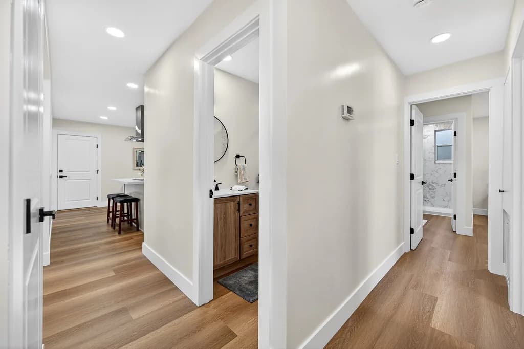 8928 Pershing Ave Photo 20