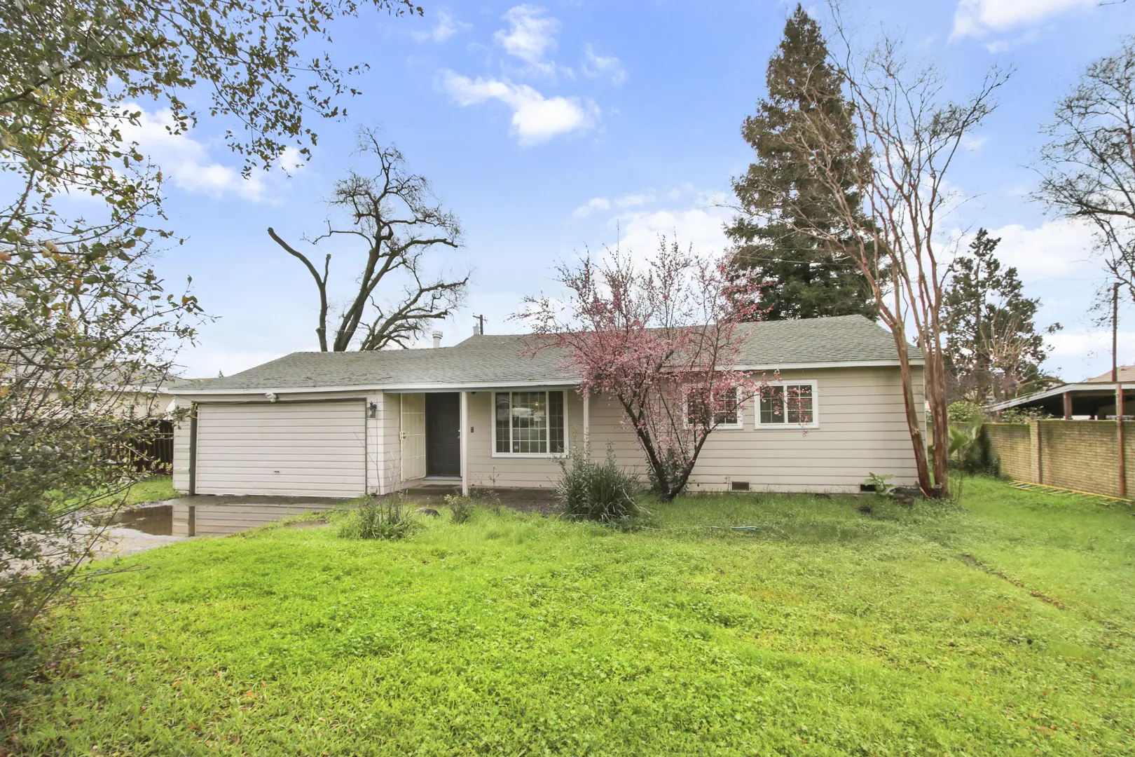 7610 Community Dr, Citrus Heights, CA