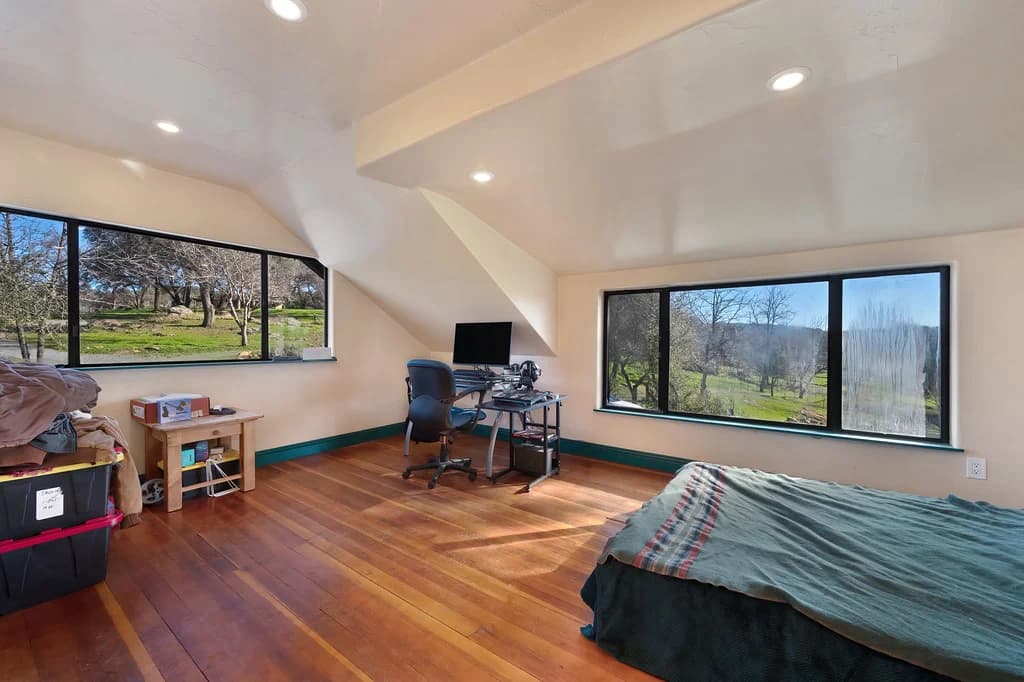 13598 Desperado Dr Photo 8